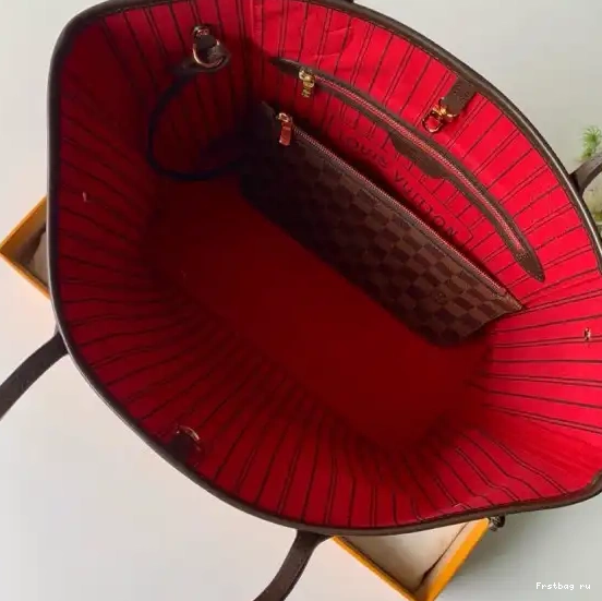 First bag ru LOUIS MM NEVERFULL VUITTON 0526